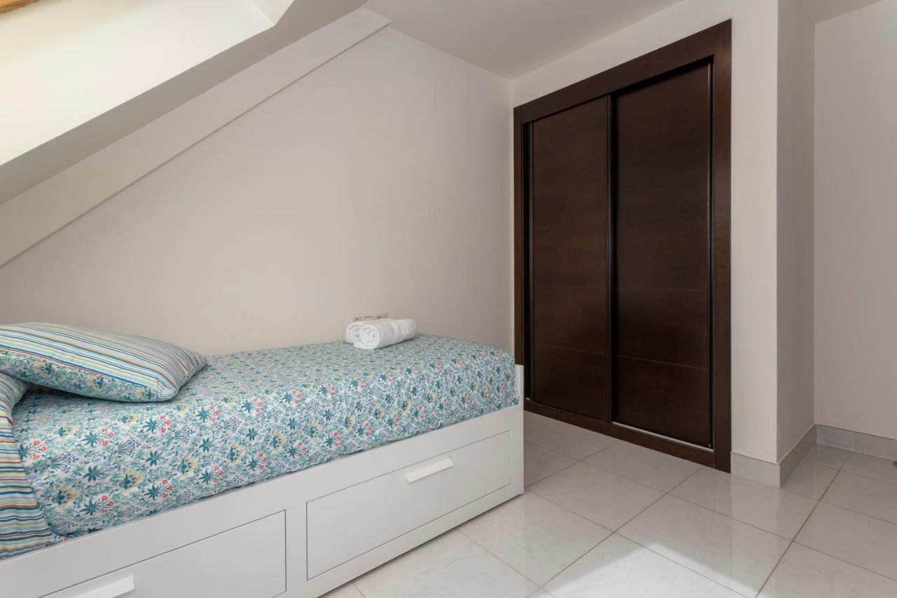 Nautilus Atico, 3 Dormitorios, Puerto, By Bookindenia Exterior photo